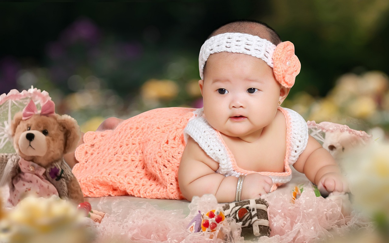 孕妈供卵生的宝宝发烧温水敷额头（孕妈供卵生的宝宝发烧温水敷额头多久换一次）