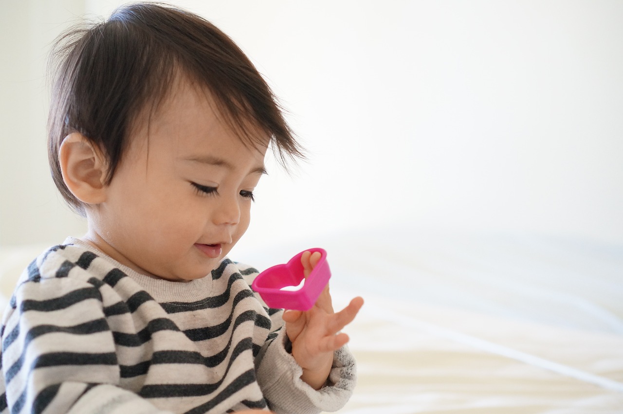 孕妈供卵生的宝宝需要把屎把尿吗（孕妈供卵生的宝宝需要把尿吗?）